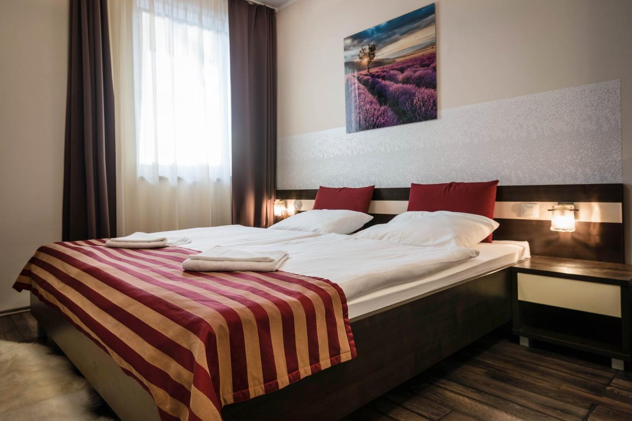 Apartman Mirka - Hotel Luka Besenova Exterior foto